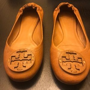 Tumbled leather, royal tan Tory Burch Flats